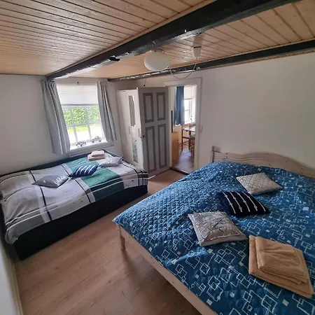 A Cozy House To Vandel